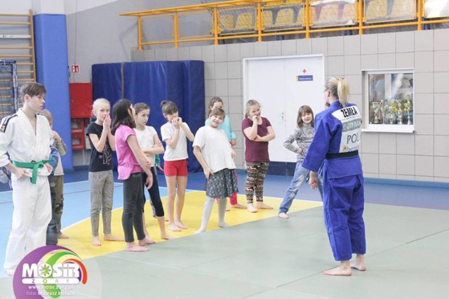 Jedną z atrakcji podczas tegorocznych ferii będą zajęcia judo w hali MOSiR, tak jak w poprzednich latach.