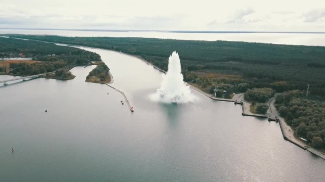 Tallboy w Świnoujściu. Wybuch bomby