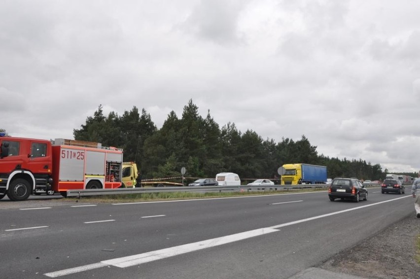 Tragiczny wypadek na DK 1 w miejscowości Brodowe. Jedna osoba nie żyje [ZDJĘCIA]