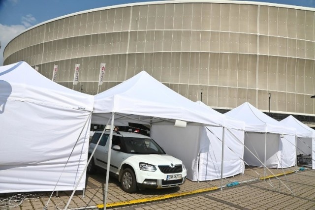 Pod wrocławskim stadionem znowu będzie można przetestować się na obecność SARS-CoV-2