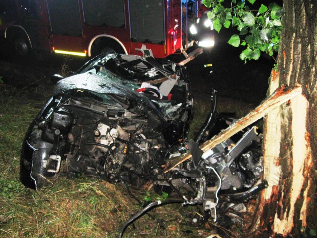 W czwartek, 10 lipca, wieczorem pod Skierniewicami wydarzył się wypadek. Do tragedii doszło w Zalesiu w gminie Skierniewice. Kobieta, 45-letnia mieszkanka Skierniewic nie żyje.