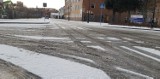 Śnieżno - mroźnie na drogach i chodnikach w Sławnie - zdjęcia. Powrót zimy, ostrzeżenie