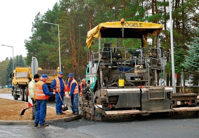 Jeszcze w tym tygodniu prowadząca do strefy inwestycyjnej ul. Usługowa ma być gotowa