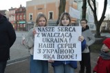 W drugą rocznicę rosyjskiej agresji mieszkańcy Lęborka wyrazili solidarność z Ukrainą