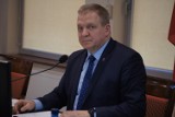 Radomsko: Sesja rady powiatu radomszczańskiego. Budżet na 2020 rok przyjęty, ale konieczne będą oszczędności [ZDJĘCIA]