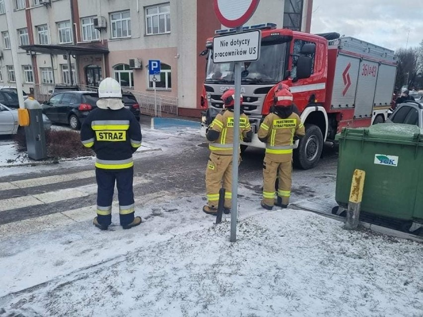 Trzy alarmy bombowe w Przemyślu! Ewakuowano pracowników Urzędu Skarbowego przy ul. Lwowskiej
