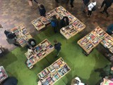 Charytatywny kiermasz książek już w sobotę w Galerii Sfera. Rusza akcja „Żyjące Książki”