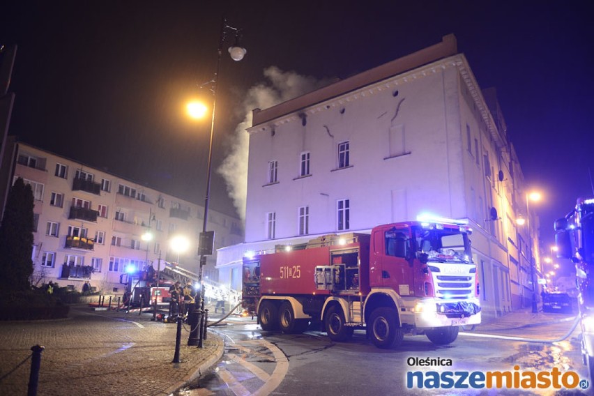 Pożar poddasza przy ul. Wrocławskiej w Oleśnicy