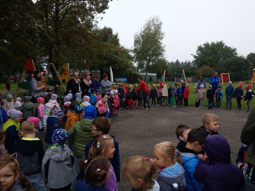 Straż w Chodzieży wspólnie z jednostkami OSP przeprowadziła próbne ewakuacje szkół i przedszkoli (FOTO)