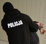 Gdynia. Policyjny pościg i kolizja z radiowozem. W tle alkohol i narkotyki. 26-latek z Gdańska aresztowany