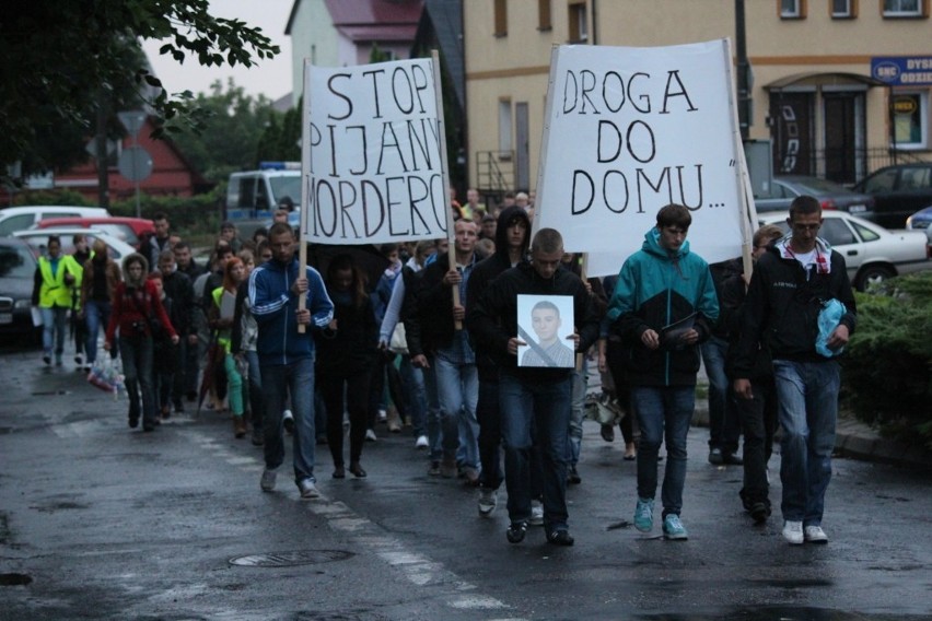 Włodawa: Marsz milczenia dla tragicznie zmarłego Jarka