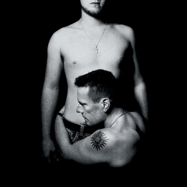 Premiera 13 października

To trzynasty studyjny album grupy U2. Został udostępniony za darmo dla 500 milionów użytkowników portalu iTunes, przy okazji premiery iPhone'a 6. Oficjalnie wydany 13 października 2014 roku.

ZOBACZ TAKŻE:
Najciekawsze koncerty jesieni - Jakie gwiazdy zagrają w Polsce w najbliższym czasie? [BILETY]
Kinowe premiery jesieni 2014 - Nie przegapcie tych filmów! [PLAKATY, ZWIASTUNY]
