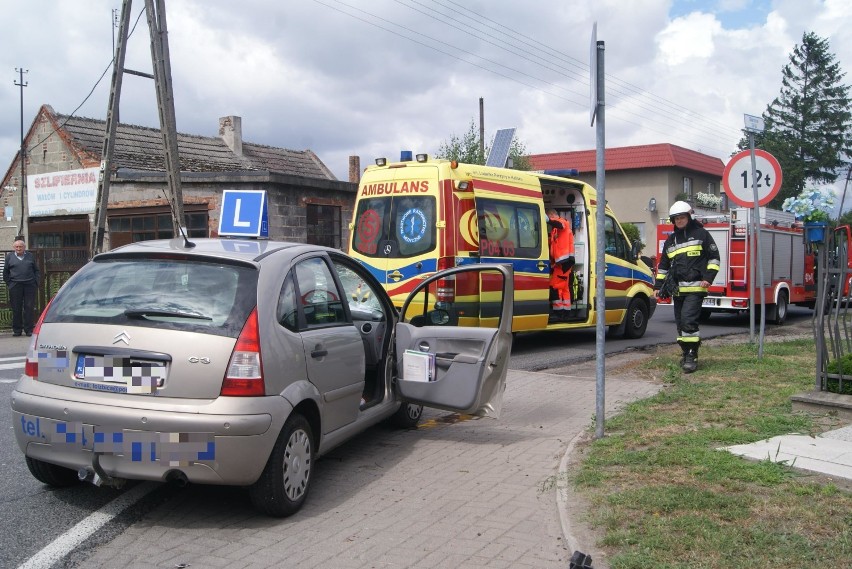 W Skarszewie pod Kaliszem samochód nauki jazdy zderzył się z...