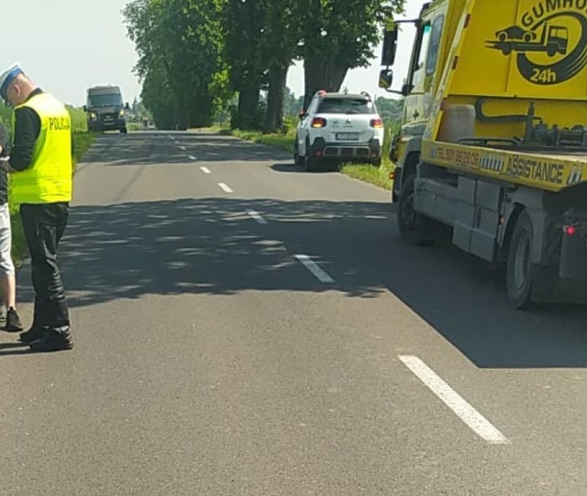 Potrącenie rowerzystki na drodze powiatowej z Kuślina do Michorzewa [FOTO]