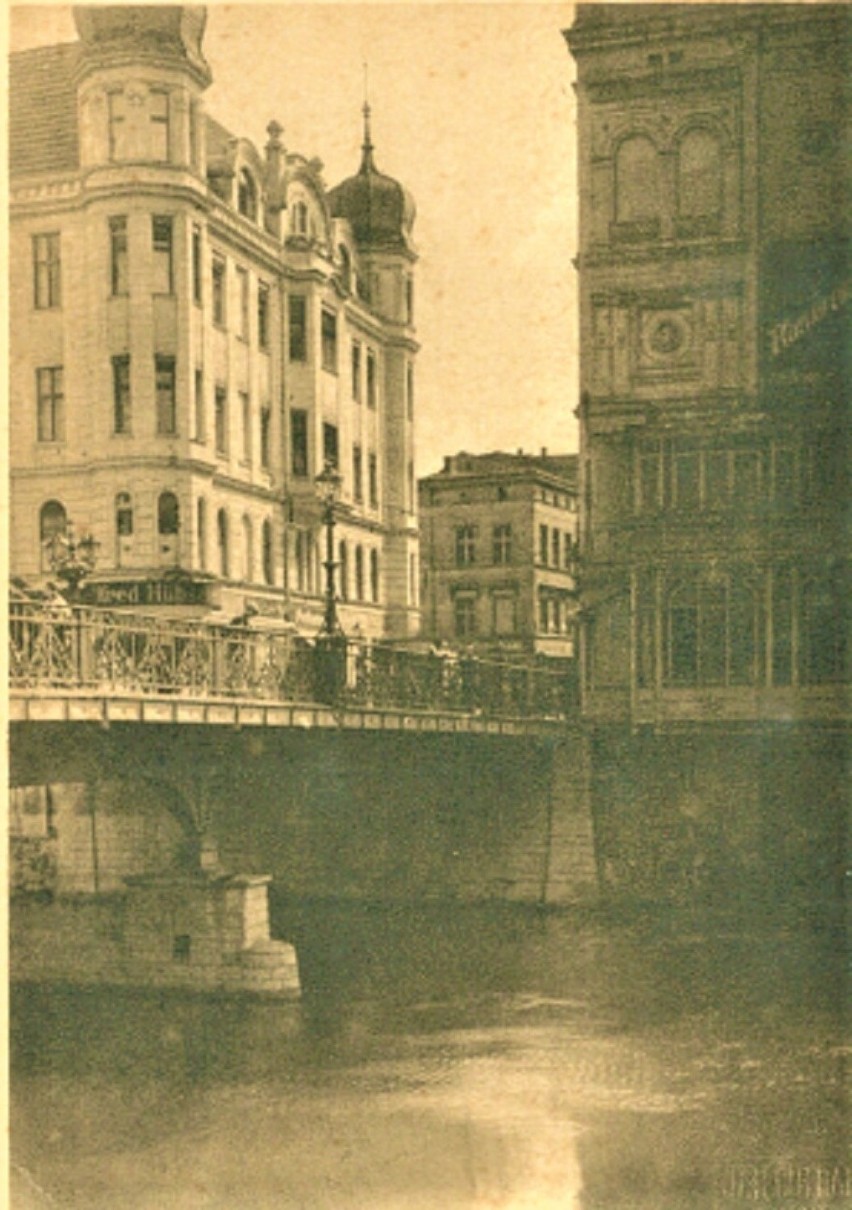 2. Most Staromiejski (Gdański, Teatralny) w ujęciu międzywojennego mistrza fotografii Jana Bułhaka