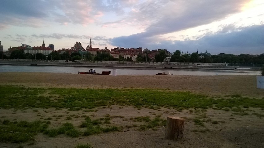 Niegdyś Warszawa słynęła z licznych wąskotorowych kolejek...