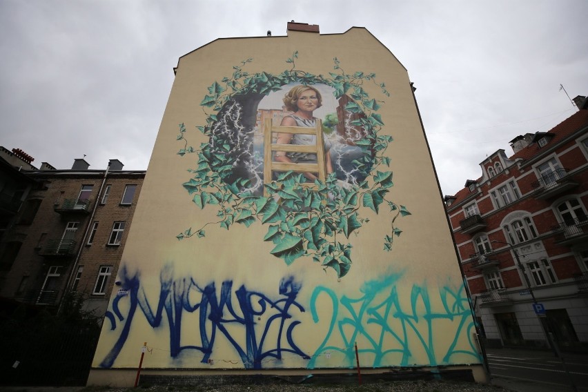 Mural poświęcony Krystynie Bochenek w Katowicach został...