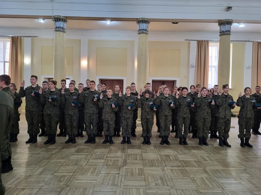 Uczniowie Zespołu Szkół Transportowo Mechatronicznych w Skarżysku zostali najlepszymi strzelcami w województwie. Zobacz zdjęcia