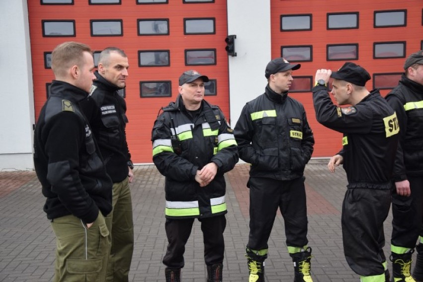 Nowy Dwór Gdański. Nowodworscy strażacy, policjanci oraz...