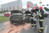 Zderzenie 3 aut na rondzie Inwalidów w Łodzi [ZDJĘCIA]