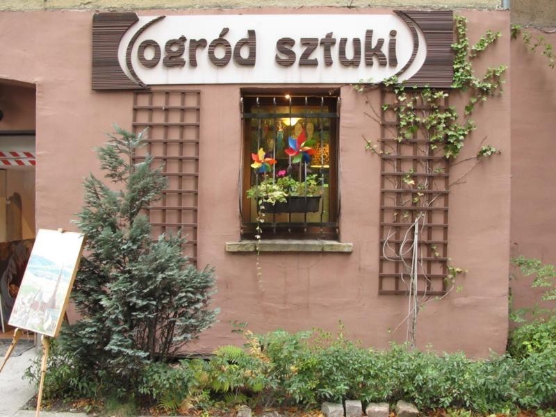 Cafe Galeria Ogród Sztuki
Specjalność: kawa, herbata i...