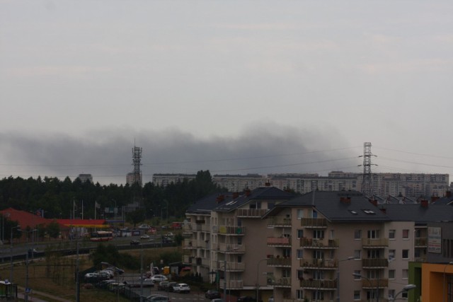 Czarny dym unosi się nad Gdańskiem