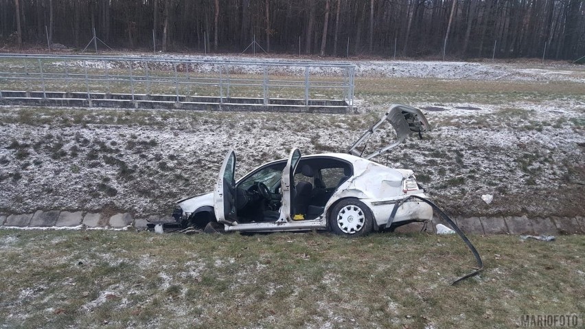 Wypadek na autostradzie A4 pod Opolem. Skoda rozbiła się o...
