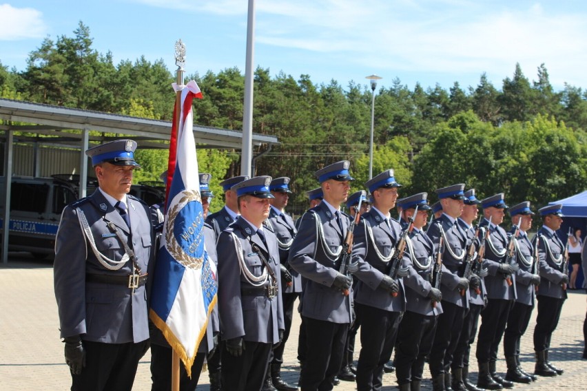 Międzypowiatowe obchody święta Policji Państwowej. Uroczystość odbyła się w Poddębicach