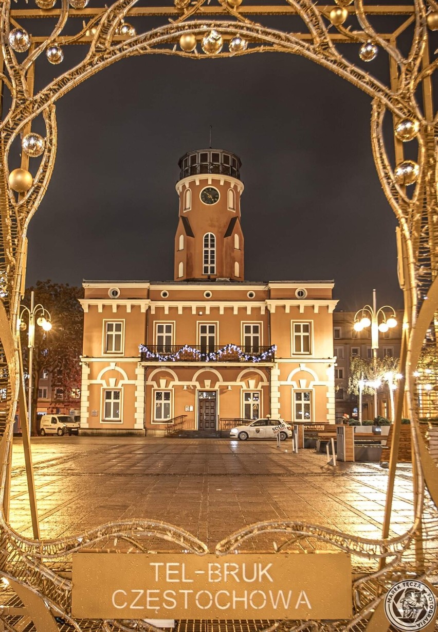 Świąteczna Częstochowa zachwyca! Tak wyglądają dekoracje w centrum. Zobacz zdjęcia