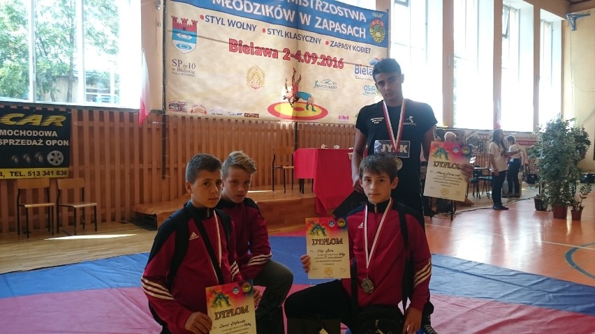 Medale zawodników Zapaśniczego Klubu Sportowego w Radomsku
