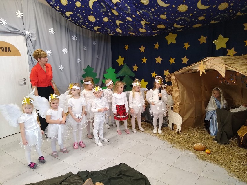 Jasełka w wykonaniu przedszkolaków z Raduckiego Folwarku ZDJĘCIA