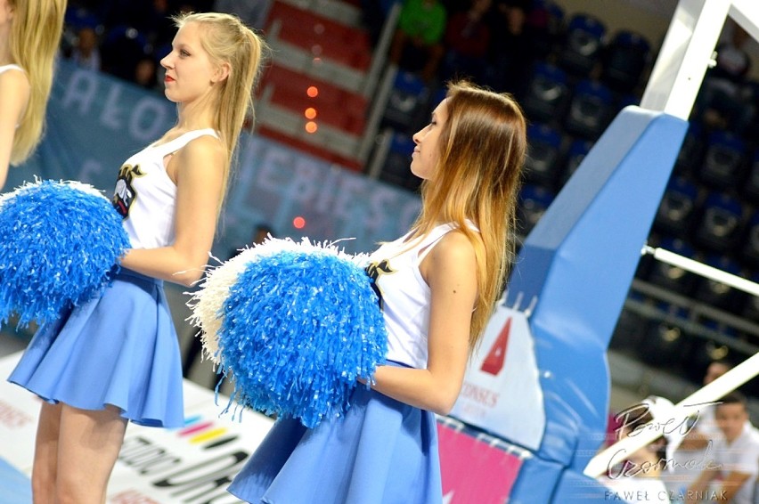 Cheerleaders Toruń podczas meczu Polski Cukier Toruń - Siarka Tarnobrzeg