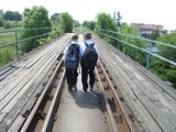 Most kolejowy nad Brdą to jednak nie kładka dla pieszych 