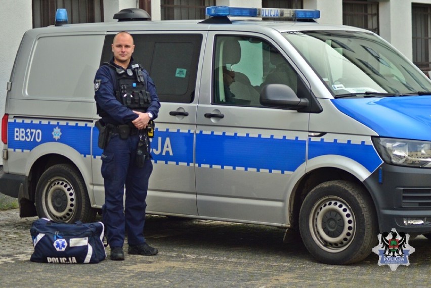 Policjanci z Wałbrzycha uratowali życie 23-latki