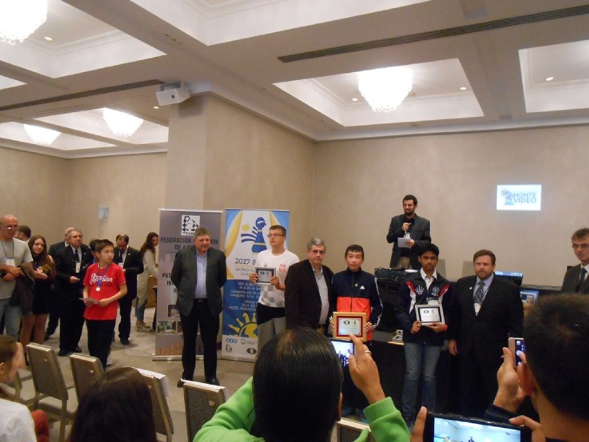 Szachy. Paweł Teclaf brązowym mistrzem świata juniorów w Montevideo w Urugwaju