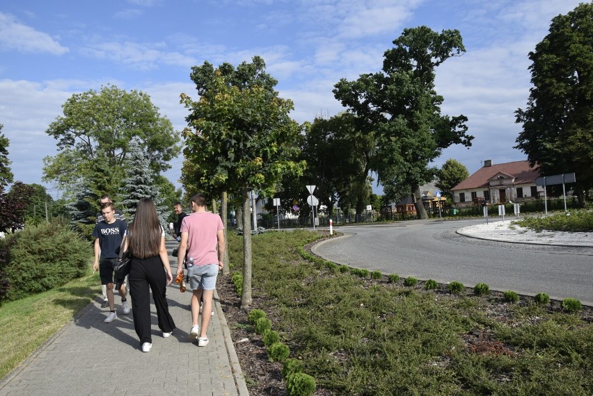 Po rewitalizacji centrum Głuchowa robi wrażenie na osobach przejeżdżających przez wieś