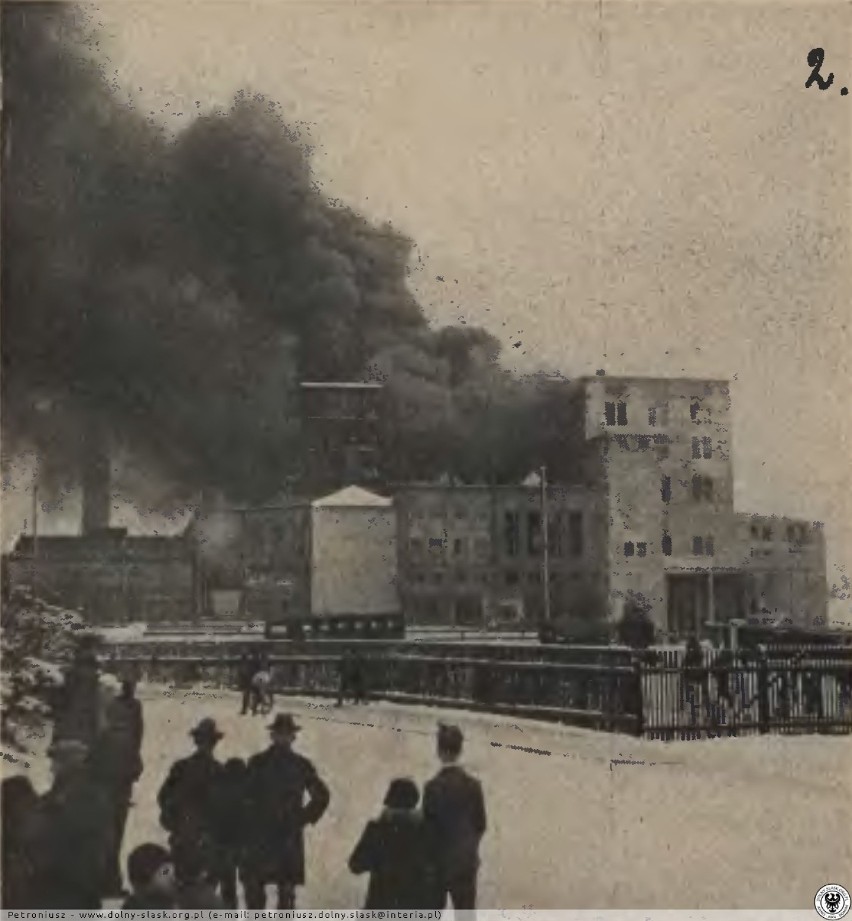 Pożar w fabryce Lofix Werke na wałbrzyskim Starym Zdroju, do...