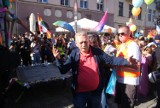 Wójt Żelazkowa podczas marszu równości w Kaliszu miał naruszyć nietykalność policjanta. WIDEO