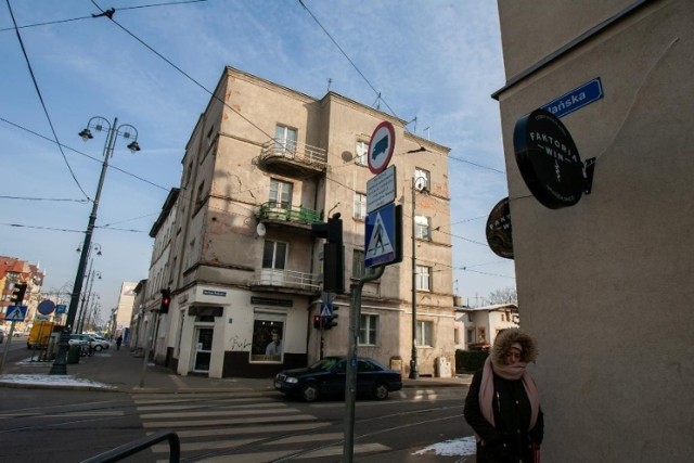 Do potrącenia doszło na przystanku w pobliżu skrzyżowania ulicy Gdańskiej z Chodkiewicza.