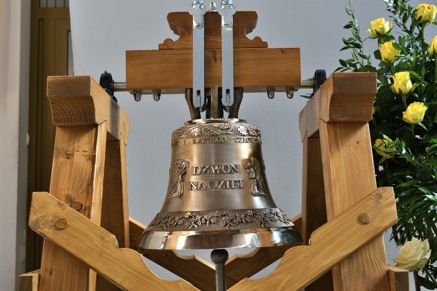 Uroczystość poświęcenia dzwonów w Bazylice Bożego...