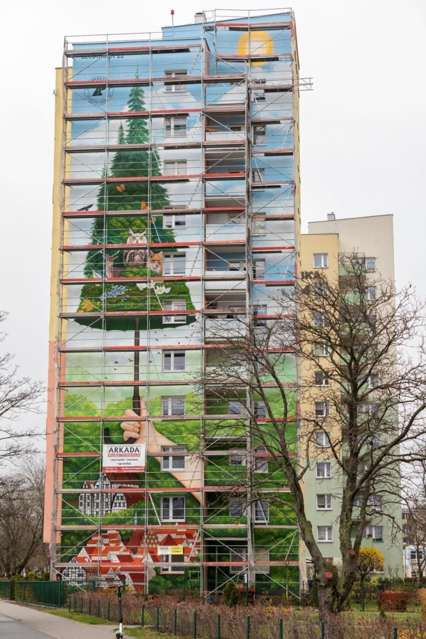 Mural przy ul. Szubińskiej 22 ma być gotowy do 15 listopada.