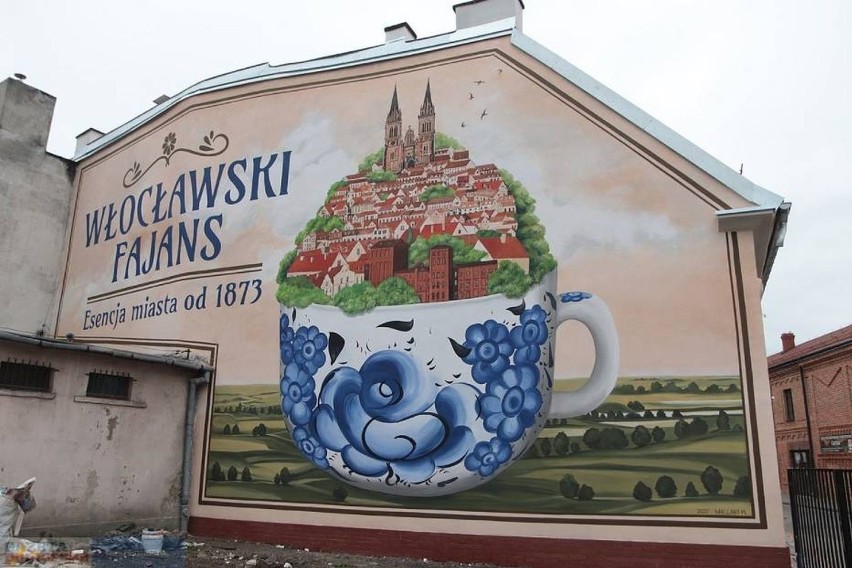 Mural "Esencja miasta" we Włocławku