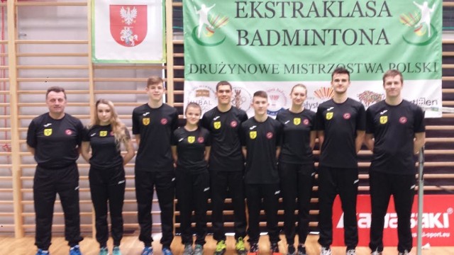 Drużyna badmintonistów Stali Nowa Dęba podczas trzeciej rundy fazy grupowej w Białymstoku.