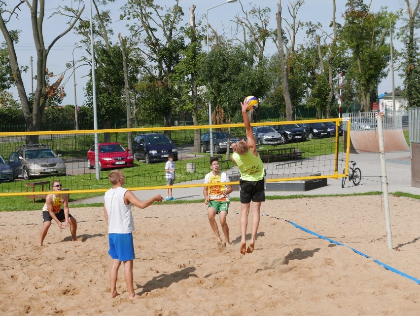 Grand Prix Żnina w siatkówce plażowej 2017 - turniej finałowy [dużo zdjęć] 