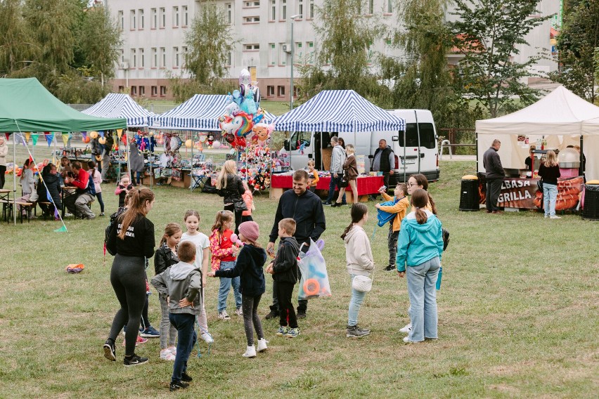 W sobotę odbył się Rodzinny Piknik Sportowy “Pożegnanie Lata” w parku przy ul. Zbyszewskiego. Zobacz zdjęcia 