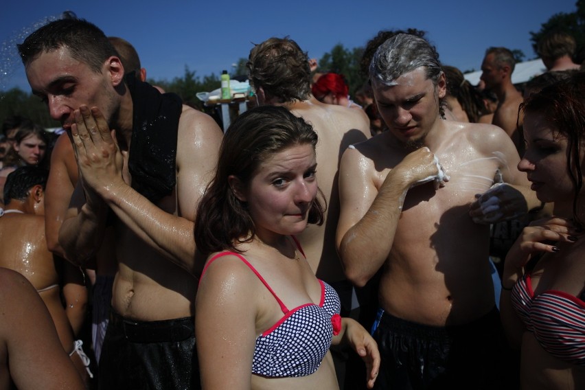 Przystanek Woodstock 2014: Tak wygląda poranna toaleta