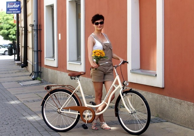 Zwycięzca otrzyma rower miejski z ramą retro oraz siodełkiem na sprężynach, ufundowany przez Hurtownię Rowerów "Wigrus", ul. Energetyków 8 w Lublinie