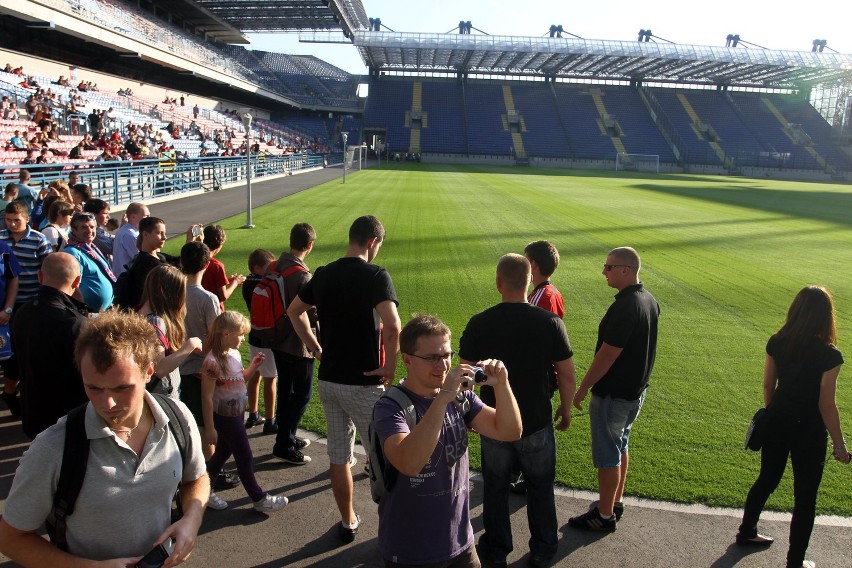 Dzień otwarty stadion Wisła Kraków. Obiekt odwiedziło 3500 kibiców [ZDJĘCIA]