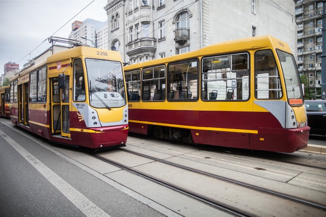 Remont torów na Kurczakach