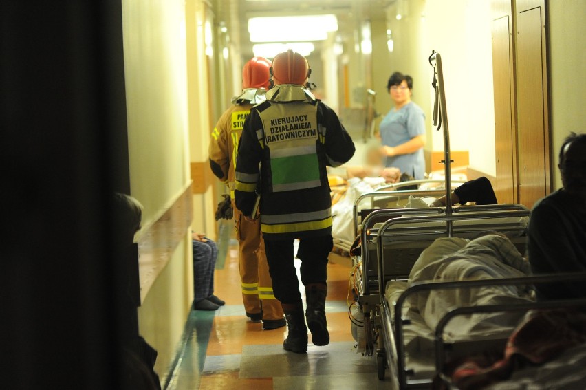 Pożar w szpitalu w Lesznie. Pijany pacjent podpalił salę